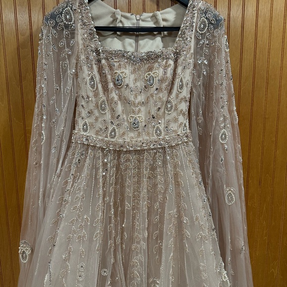 Dresses & Skirts - Beautiful engagement dress/ evening gown